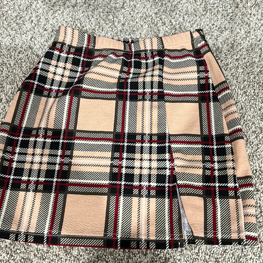 Skirt bundle size xs for both